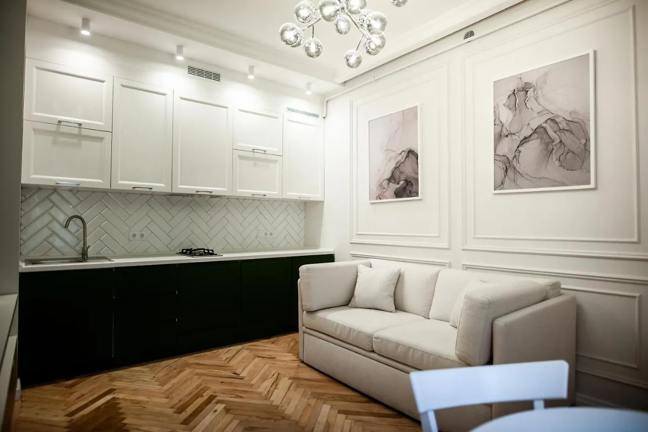 Gepner Apartments On Rynok Square Lviv Ukraine